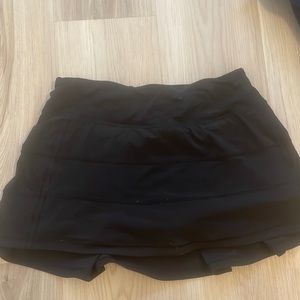 Lulu run pace rival skort